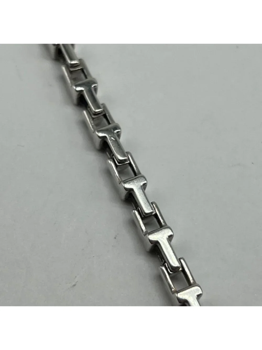 Tiffany & Co Tiffany T Narrow Chain Bracelet